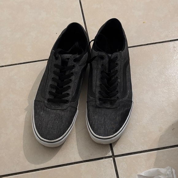 Vans Black Low-Top Canvas Skate Sneakers - Picture 2 of 7